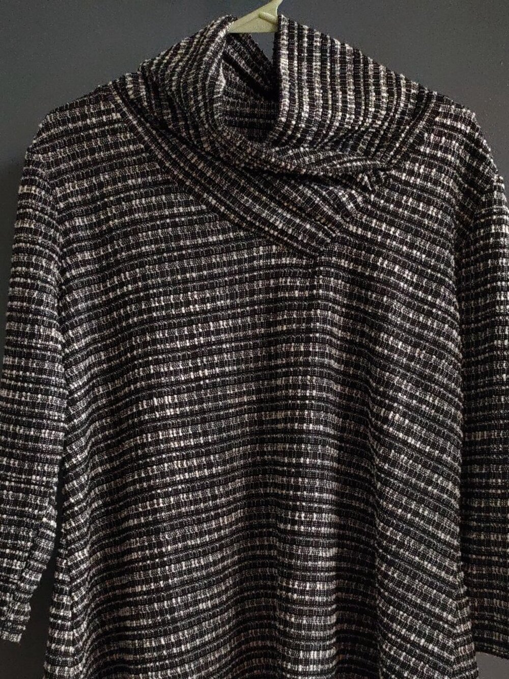 Astrologie Women's Black White Plaid Cowl Neck 3/4 Sleeve Knit Top Large